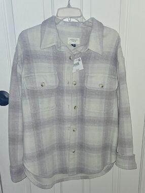 American Eagle Outfitters Cream and Light Purple Plaid Button-Down
